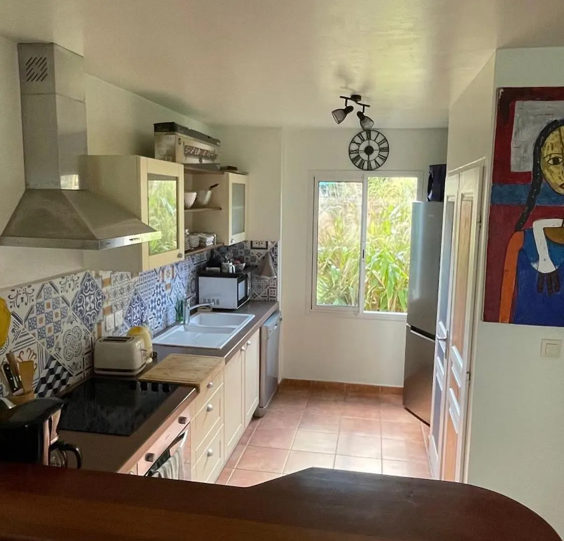 Appartement Cauris Lodge du Marisol vue mer accès direct plage Le Gosier